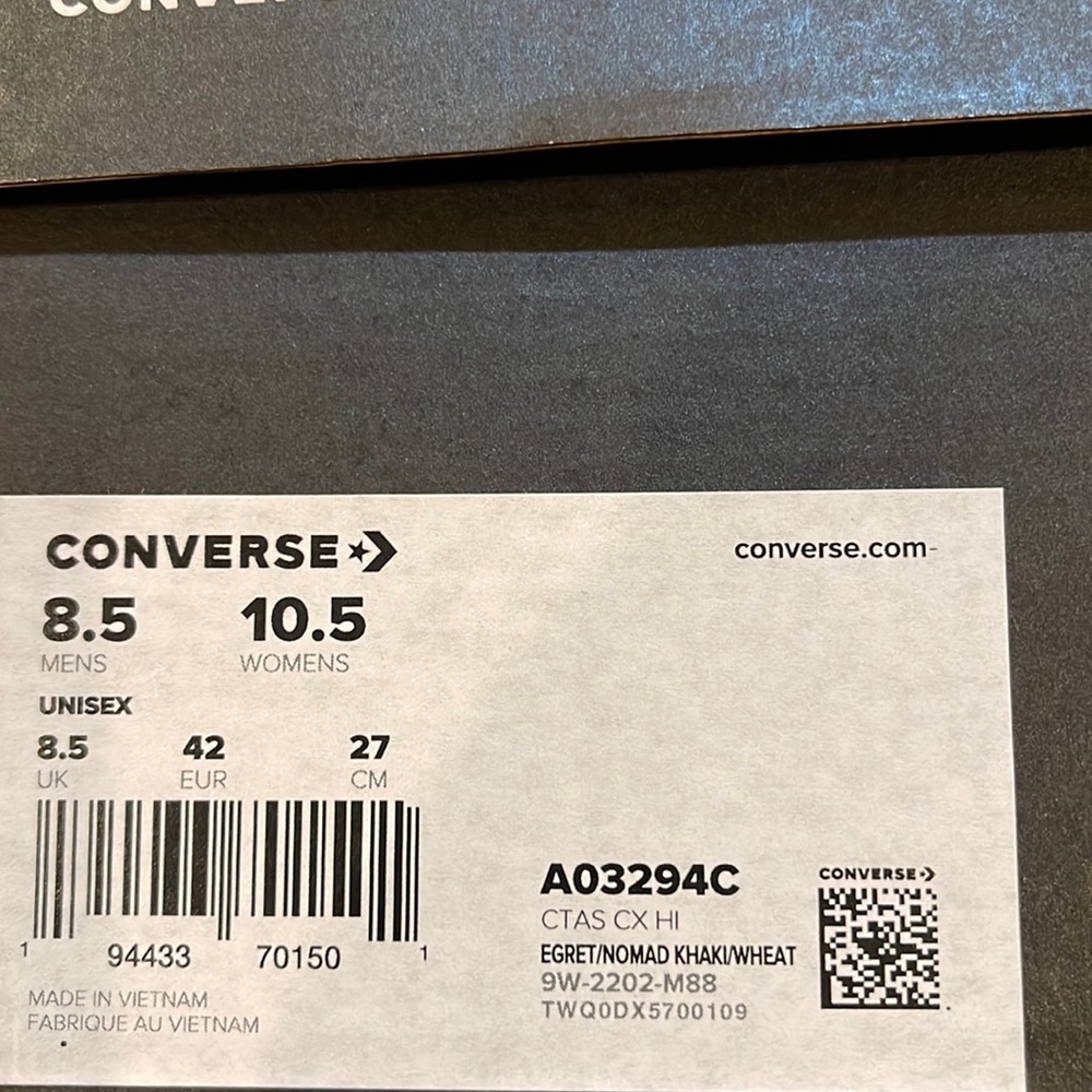 Converse A03294C
CTAS CX HI
EGRET/NOMAD KHAKI/WHEAT WMNS sneakers - Picture 16 of 16